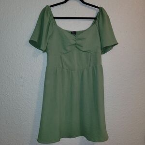 Elegant Green Women's Dress